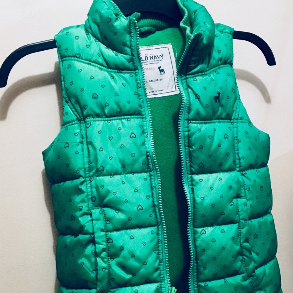 Girls puffer vest in green